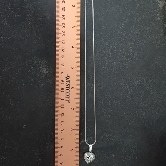 Sterling Silver 18” Snake Chain & Heart Pendant - Picture 7 of 8